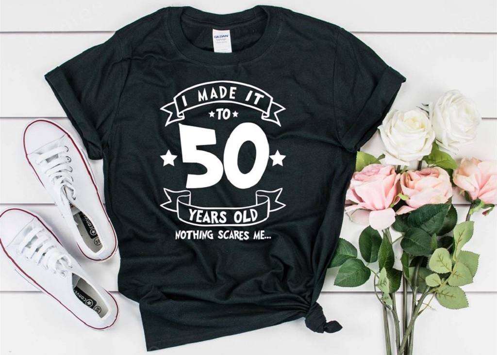 Choosing Birthday Gifts Made Easy: The Best T-Shirts to Gift Someone
